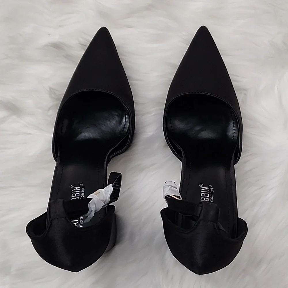 Cape Robbin Snow White High Heels in Black